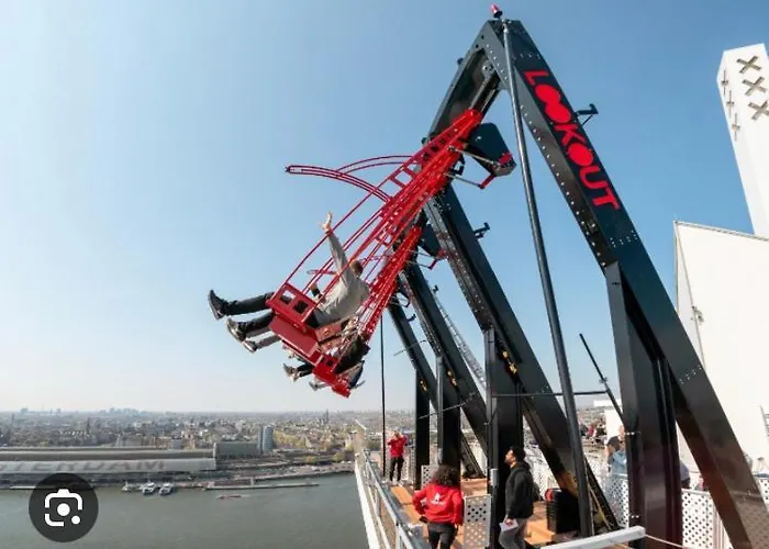 Charming With Free Parking ベッド・アンド・ブレックファスト