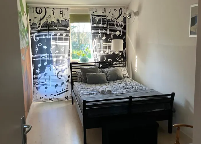 Charming With Free Parking 住宿加早餐酒店 阿姆斯特丹