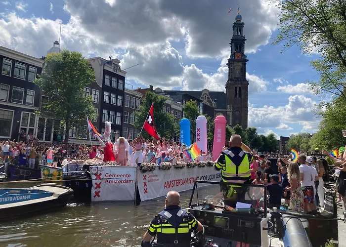 Charming With Free Parking Panzió *