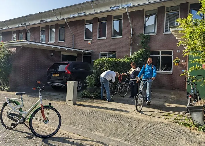 住宿加早餐酒店 Charming With Free Parking *