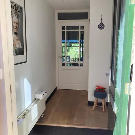 Charming With Free Parking